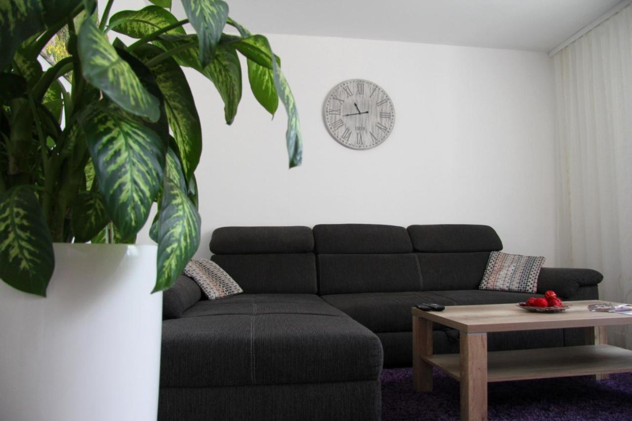 Geraeumige 4 Zimmer Wohnung An Den Kaiserthermen 트리어 외부 사진
